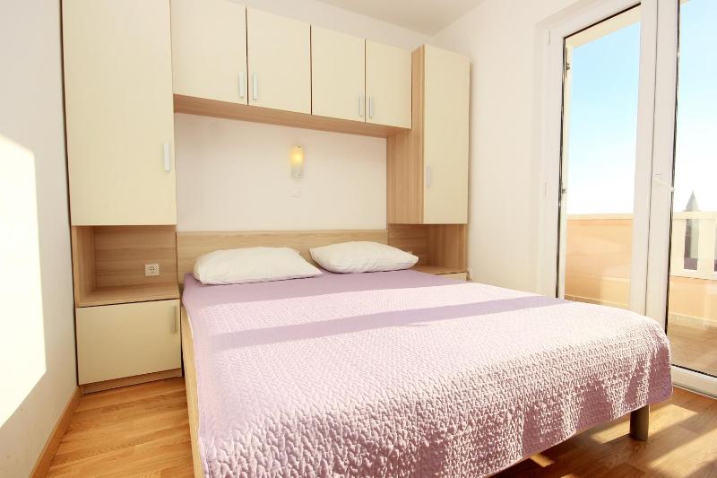 Apartments with parking space Novalja Pag - 9403 - image 14