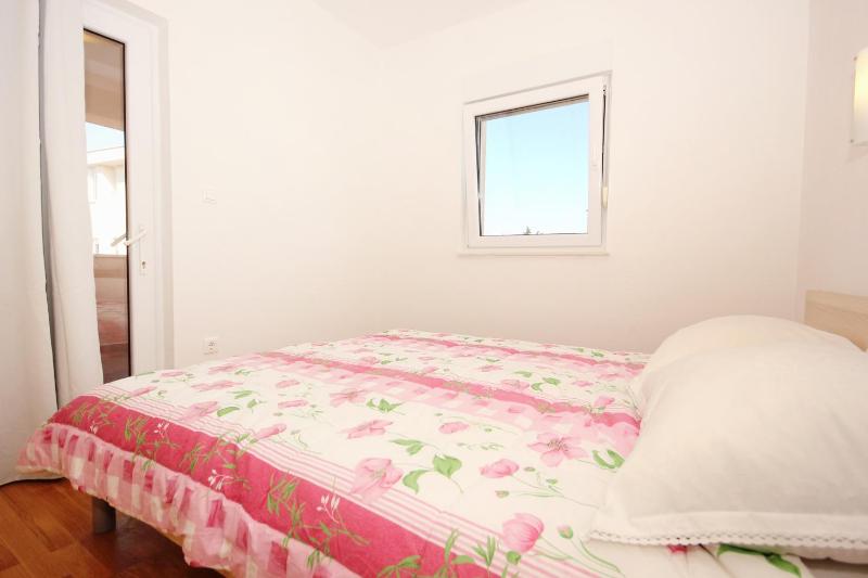 Apartments with parking space Novalja Pag - 9403 - image 30