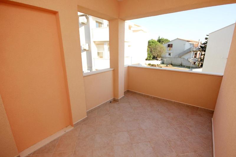 Apartments with parking space Novalja Pag - 9403 - image 18