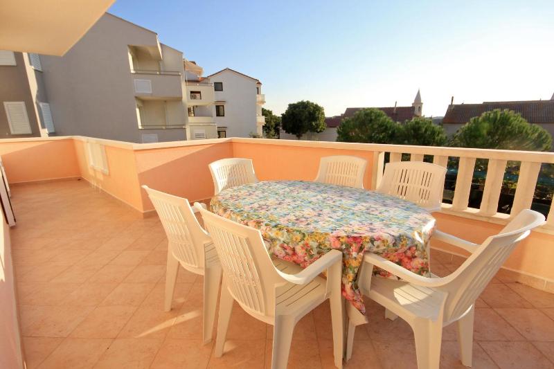 Apartments with parking space Novalja Pag - 9403 - image 7