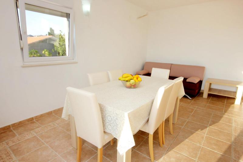 Apartments with parking space Novalja Pag - 9403 - image 8