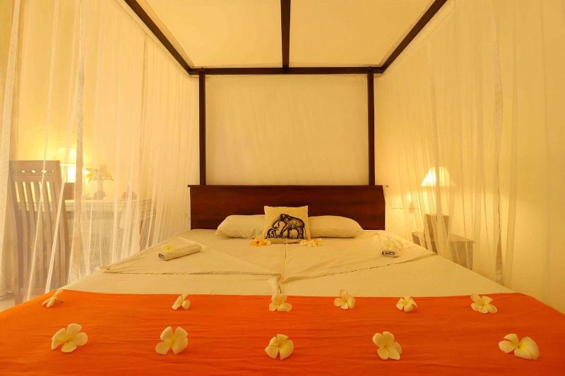 Hotel Susantha Garden - image 7