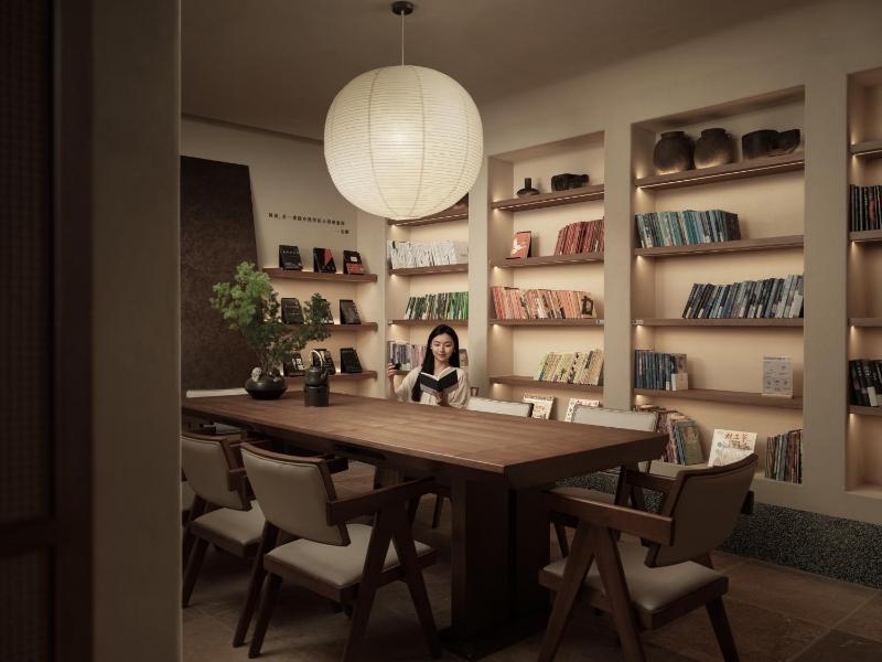 Atour Origin Hotel Chengdu Kuan-Zhai Alley Changshun Street - image 12