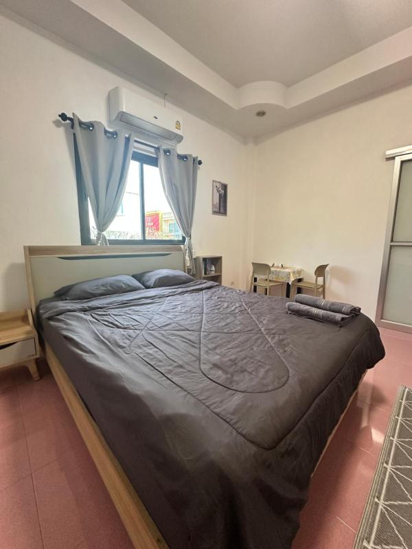 White Corner - image 21