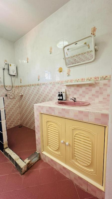 White Corner - image 19