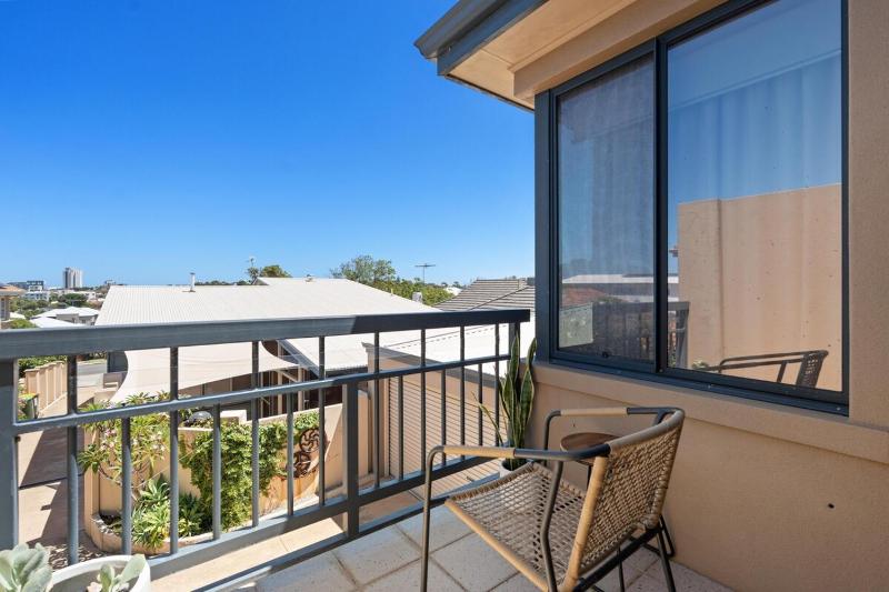 Scarborough Central - Ocean Glimpse Retreat - image 15