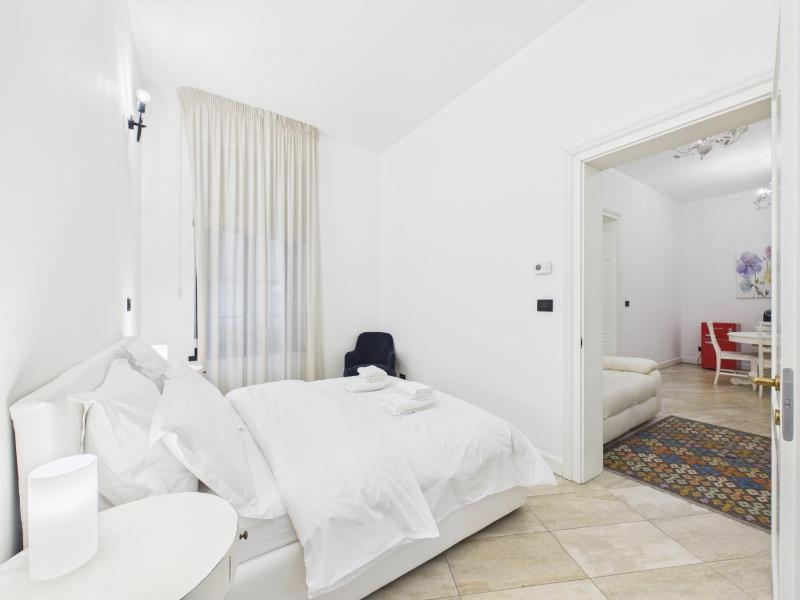 Apart No 6 - image 15