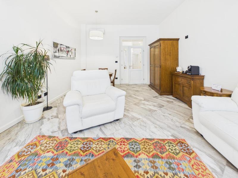 Apart No 6 - image 29