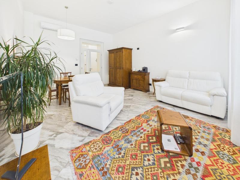 Apart No 6 - image 36