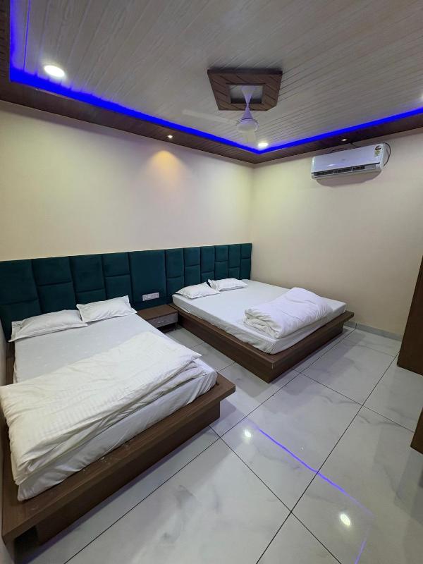 Hotel Bholeshwar - image 9