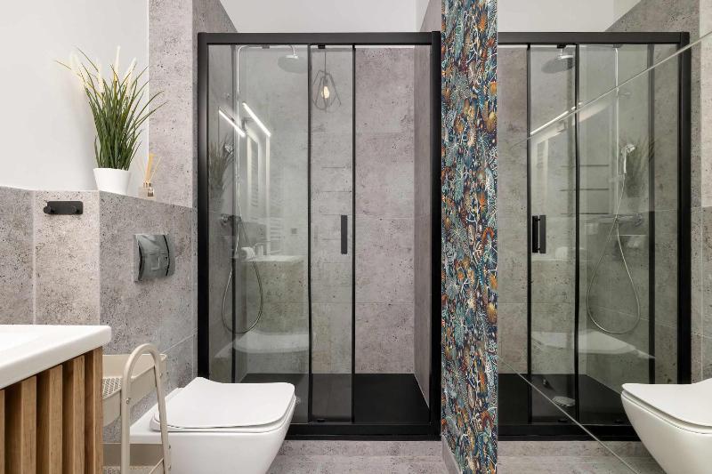 Stylish Studios with Parking near Spodek Arena by Noclegi Renters - image 5