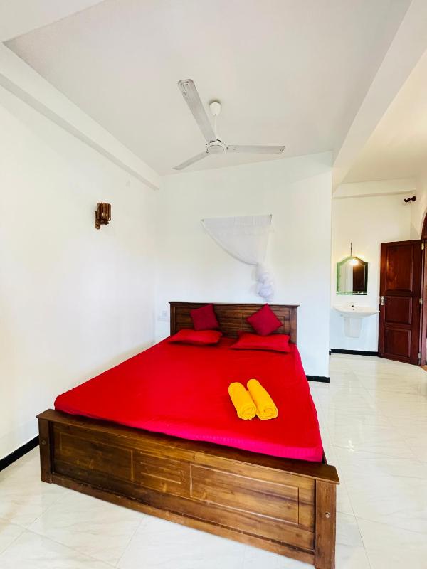 Lakmal Place Surf Beach - image 10