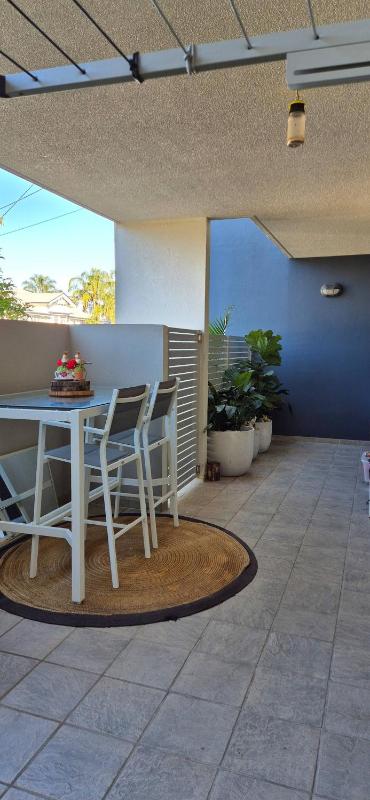 A perfect place to hide away with river side charm - image 7
