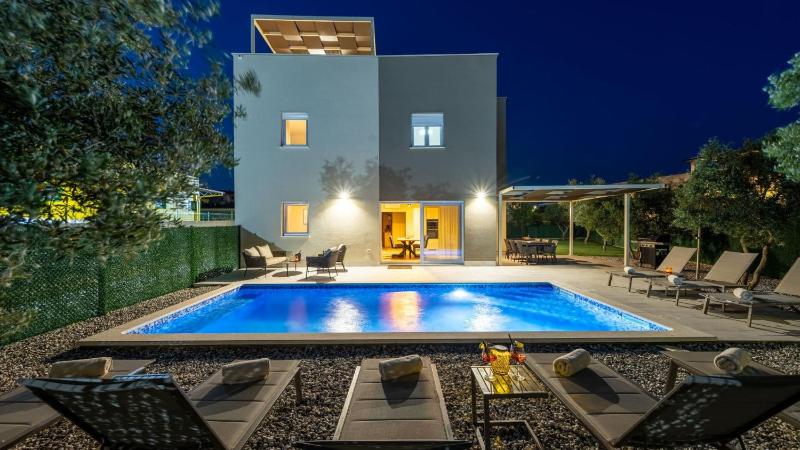 Villa Roka by Villas Guide - image 32