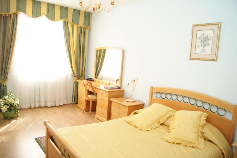 Suite image 2