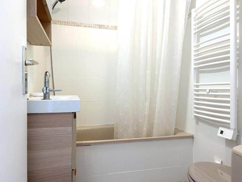 BO560-023 Appt Studio 4 couchages BORMES LES MIMOSAS - image 10