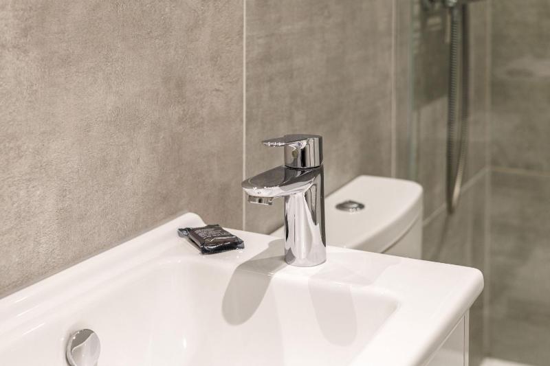Host & Stay - Franklin Rise - image 24