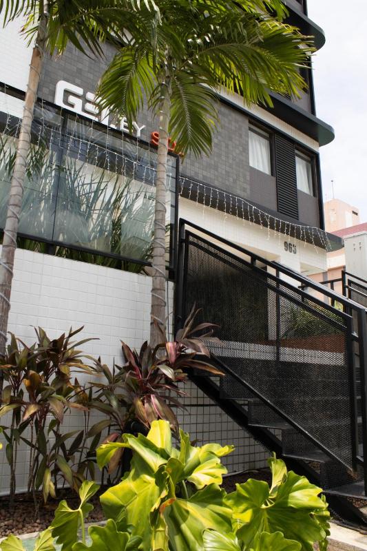 Frente praia Flat 225 Get By Side completo sua melhor experiência - image 25