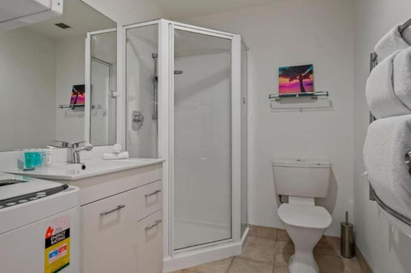Comfortable Studio with Parking and Seaview - image 15