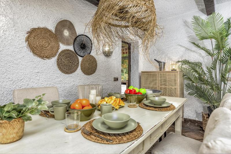 ViVi Homes - Villa Bella - Private pool - Garden - image 29