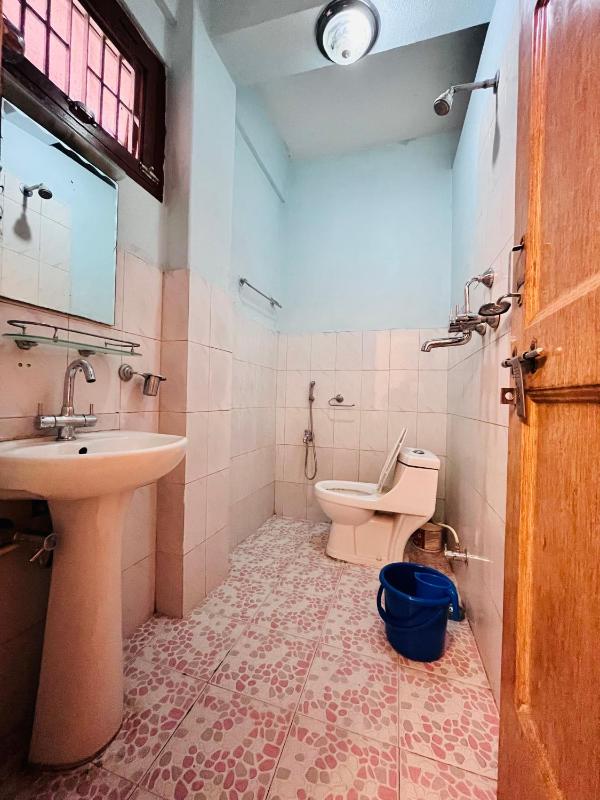 Hotel Shiva's Dream Restro Cafe Pvt Ltd - image 4