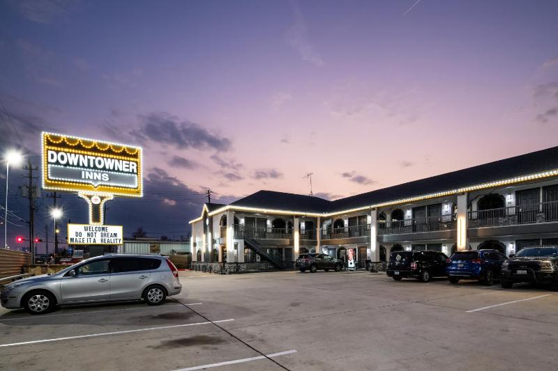 Downtowner Inns - Houston (Hamilton St.) - image 49