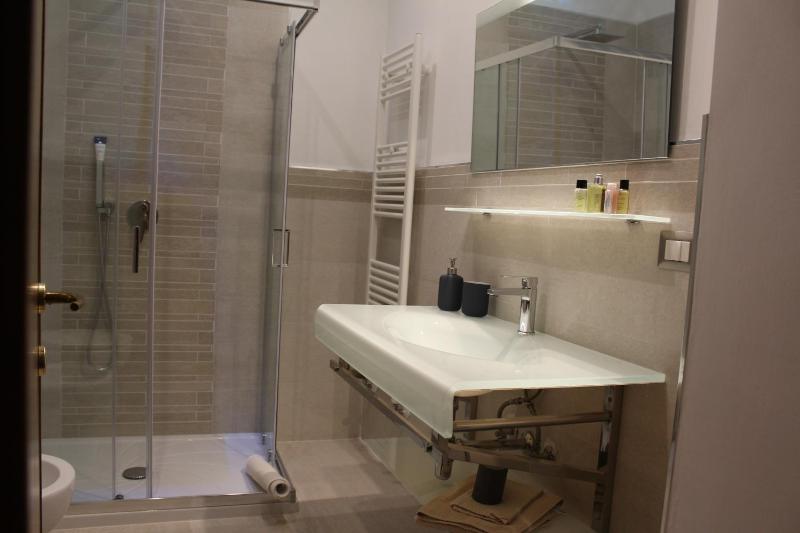 Apartment image 3