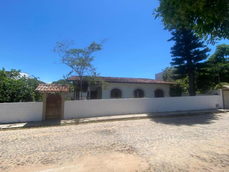 Casa da Vila charmosa e espaçosa fica a 150 metros da praia das castanheiras - image 32