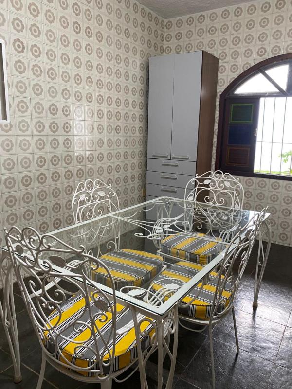 Casa da Vila charmosa e espaçosa fica a 150 metros da praia das castanheiras - image 25