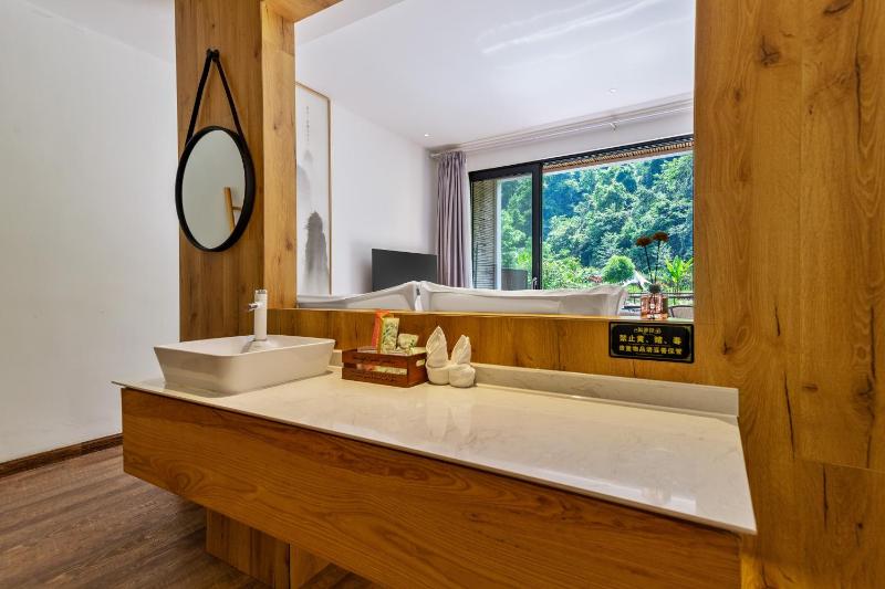 Floating Peaks Retreat-English Services-Near the Zhangjiajie National Forest Perk - image 34