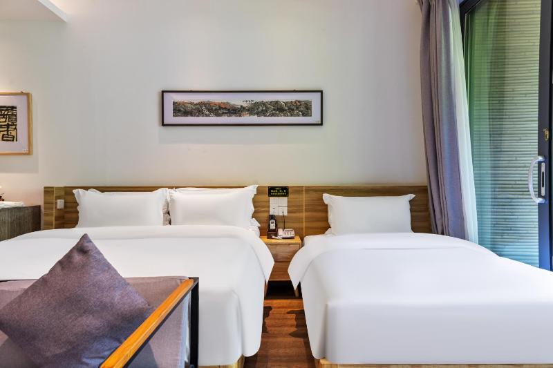 Floating Peaks Retreat-English Services-Near the Zhangjiajie National Forest Perk - image 46