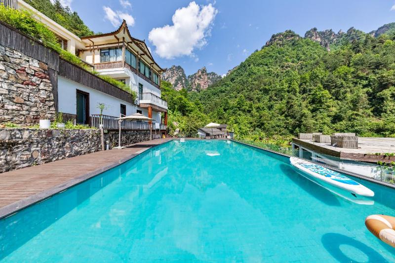 Floating Peaks Retreat-English Services-Near the Zhangjiajie National Forest Perk - image 33