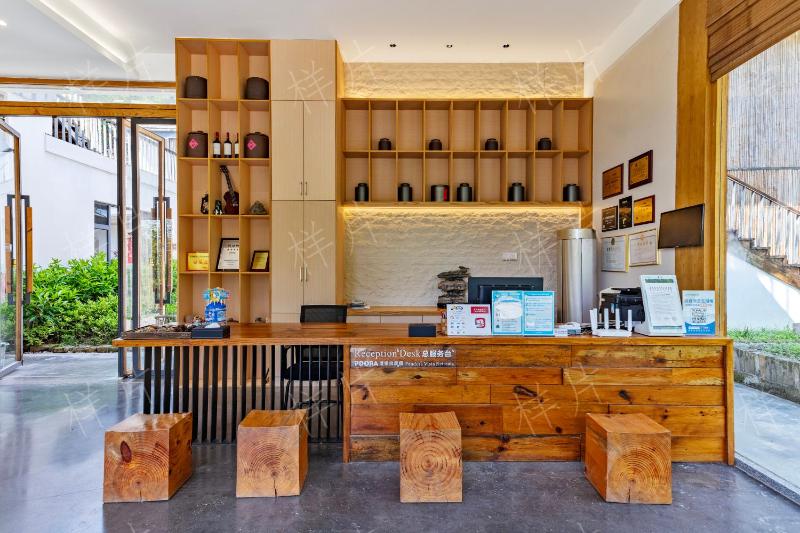 Floating Peaks Retreat-English Services-Near the Zhangjiajie National Forest Perk - image 6