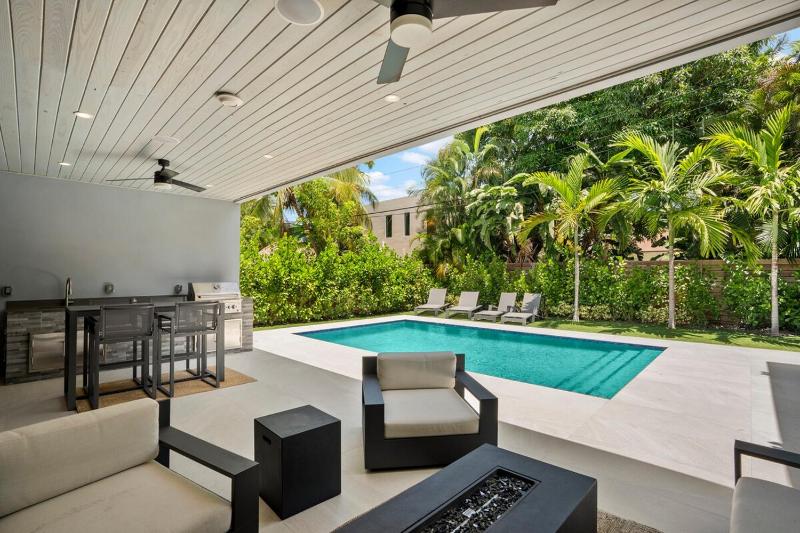 New construction Fort Lauderdale luxury villa with Pool - image 11
