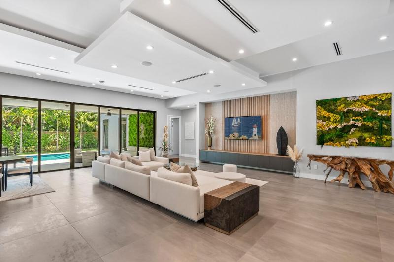 New construction Fort Lauderdale luxury villa with Pool - image 7