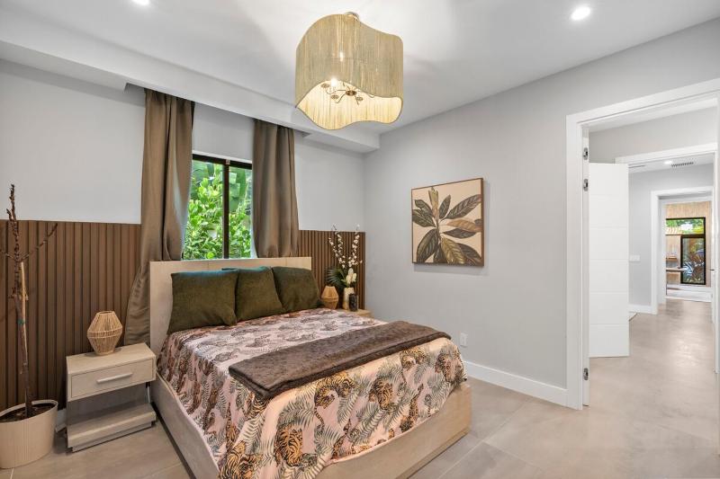 New construction Fort Lauderdale luxury villa with Pool - image 21
