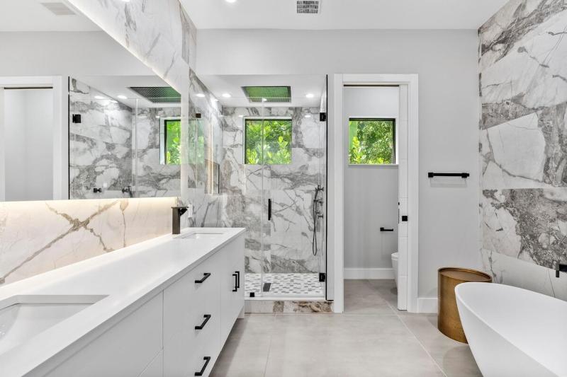 New construction Fort Lauderdale luxury villa with Pool - image 10