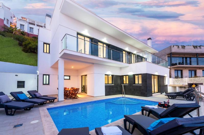 Villa Ladera Sol by Villa Plus - image 29