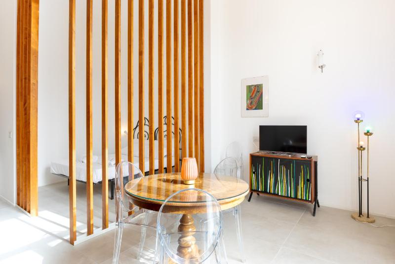 Pindaro House by Ortigia Apartments - image 6