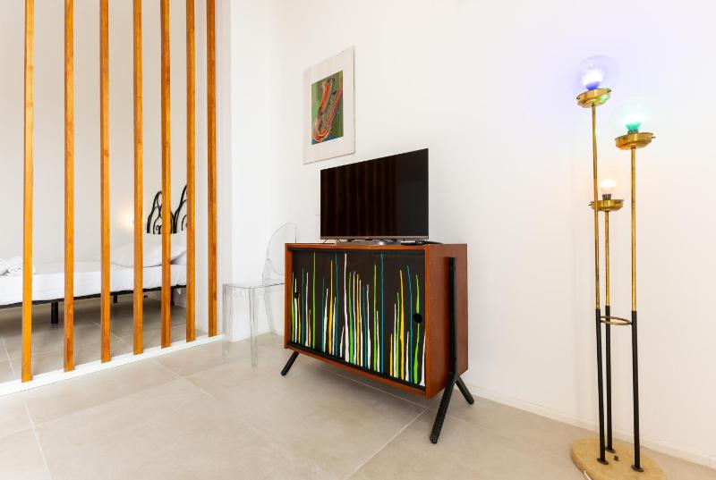 Pindaro House by Ortigia Apartments - image 2