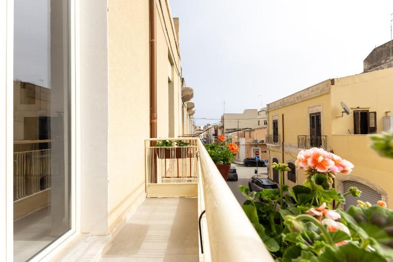 Pindaro House by Ortigia Apartments - image 11