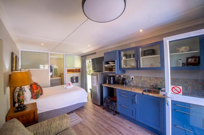 The Paper Fig House - image 7