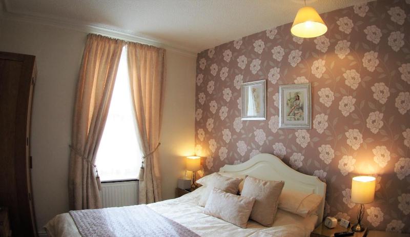 Lindisfarne House - image 2