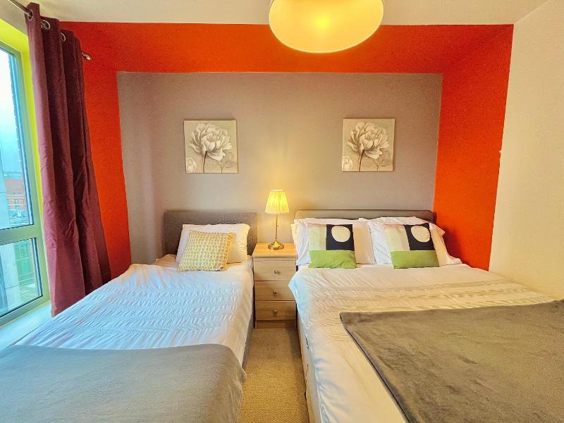 Sky View Apartment - image 6