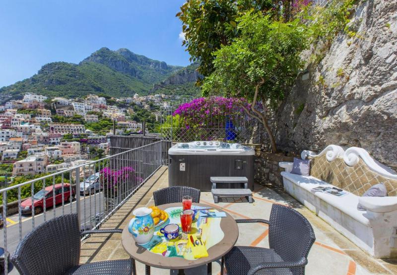 Hotiday Positano Volte Alte - image 4