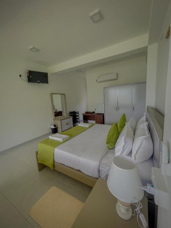 MAYURA Ella 360 - image 11