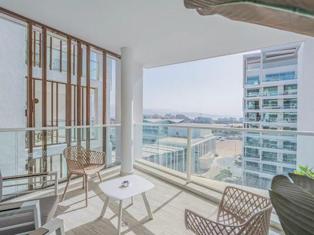 Redsearent suite with pool view 16 - image 14