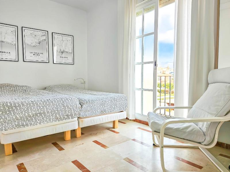 Penthouse Apt La Cala de Mijas Close to the Beach - image 32