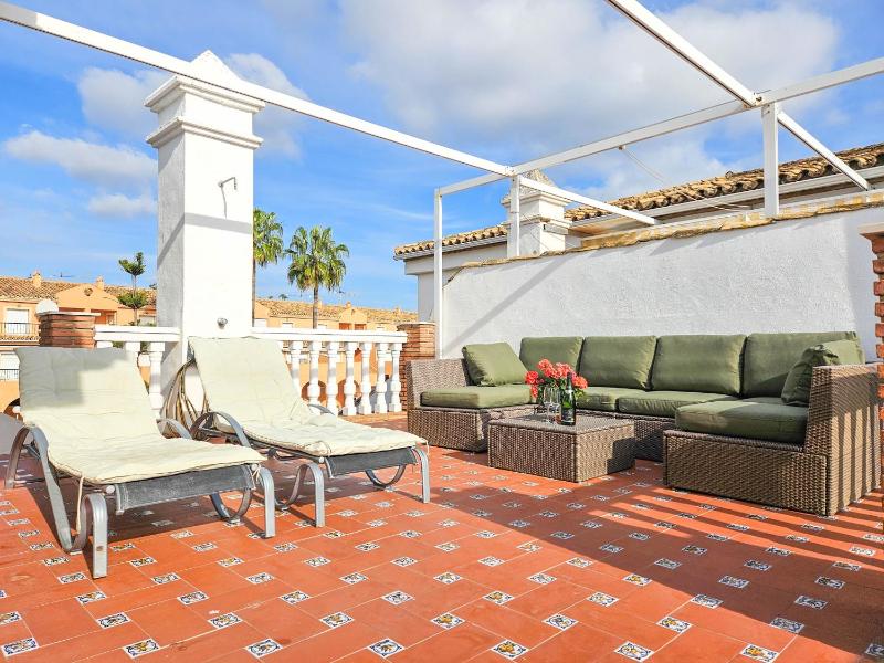 Penthouse Apt La Cala de Mijas Close to the Beach - image 17