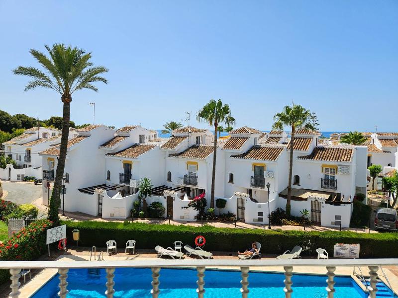 2 bedroom apt in La Cala de Mijas 100m from Beach - image 14